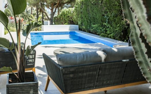 Villa de 4 dormitorios en Nueva Andalucia