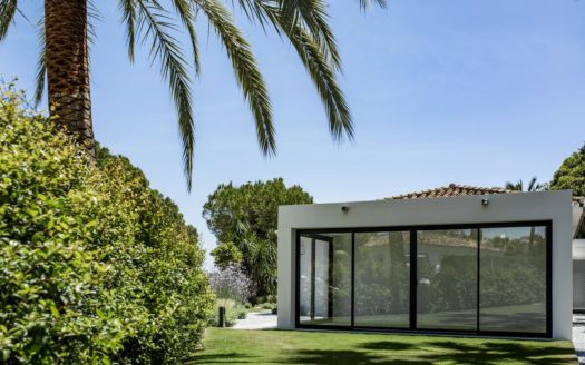Villa de 4 dormitorios en Nueva Andalucia