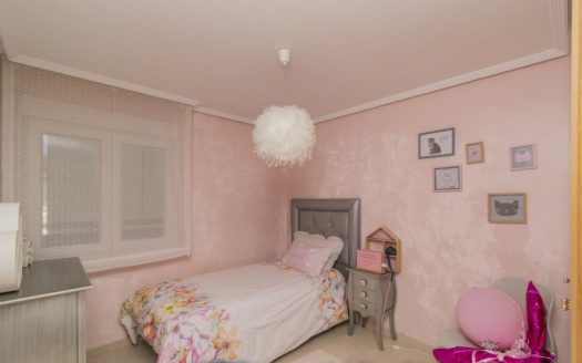Apartamento de 3 dormitorios en Nueva Andalucia