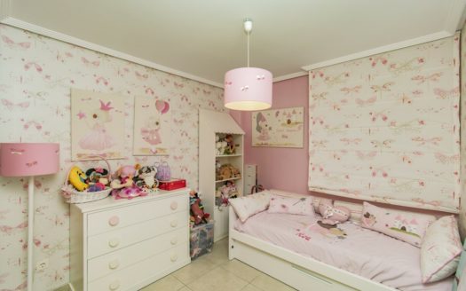 Apartamento de 3 dormitorios en Nueva Andalucia