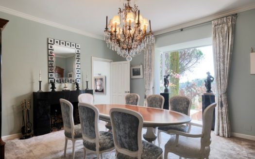 5 bedrooms Villa in Benahavis