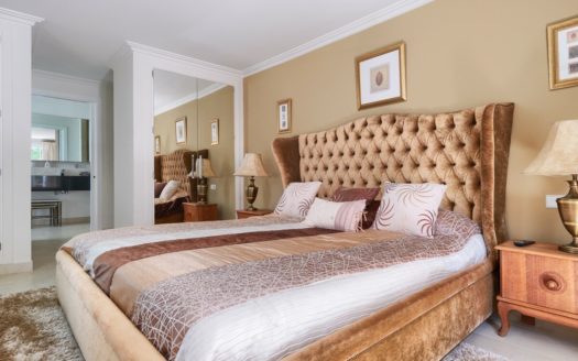 5 bedrooms Villa in Benahavis