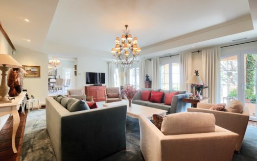 5 bedrooms Villa in Benahavis