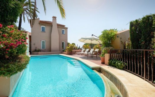 5 bedrooms Villa in Benahavis