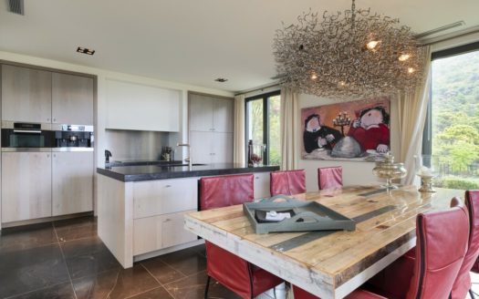 Villa de 4 dormitorios en Benahavis