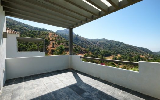 Villa de 4 dormitorios en Benahavis