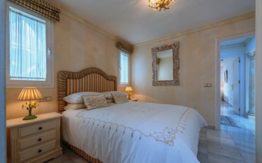 3 bedrooms Townhouse in Milla de Oro