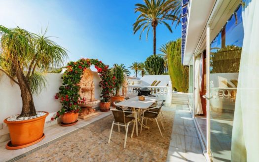 3 bedrooms Townhouse in Milla de Oro