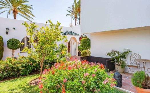 3 bedrooms Townhouse in Milla de Oro