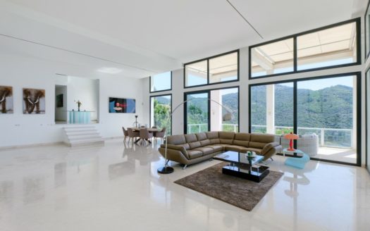 6 bedrooms Villa in Benahavis