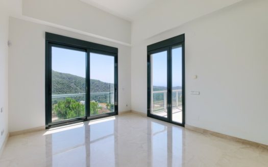 6 bedrooms Villa in Benahavis
