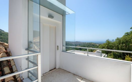 6 bedrooms Villa in Benahavis