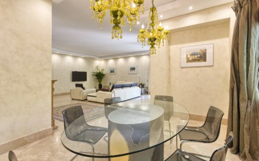 5 bedrooms Villa in Milla de Oro