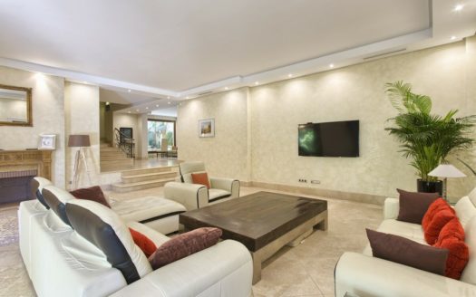 5 bedrooms Villa in Milla de Oro