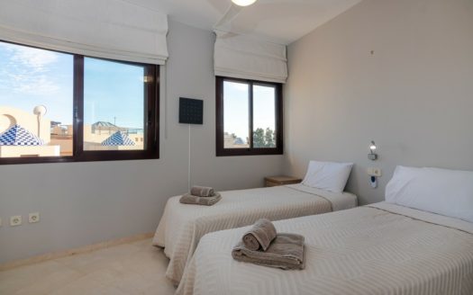 3 bedrooms Penthouse in Costalita