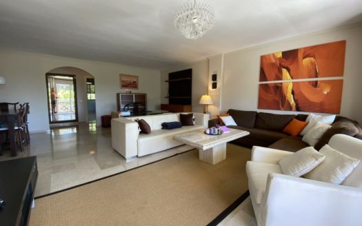 3 bedrooms Apartment in Nueva Andalucia