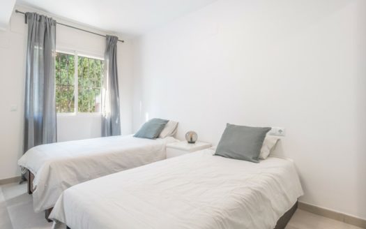 7 bedrooms Villa in Nueva Andalucia