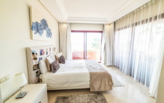 Ático de 3 dormitorios en Nueva Milla de Oro