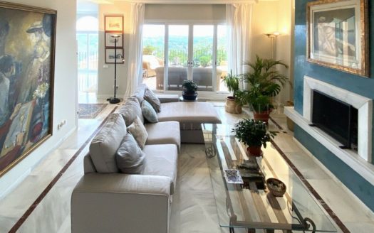 2 bedrooms Apartment in Nueva Andalucia