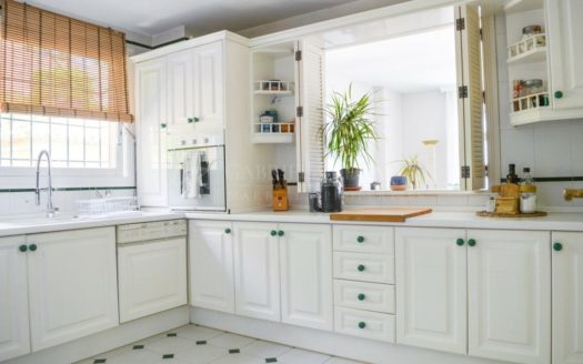 2 bedrooms Apartment in Nueva Andalucia