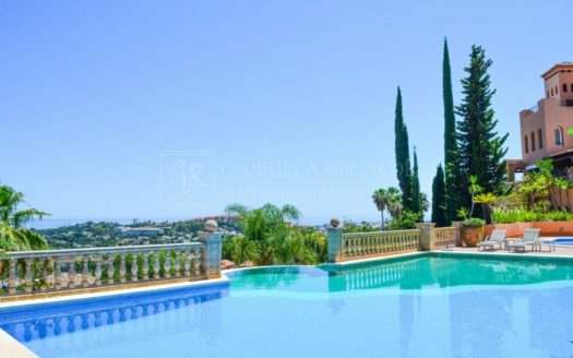 2 bedrooms Apartment in Nueva Andalucia