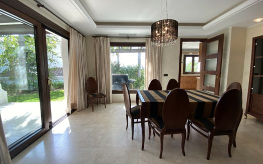5 bedrooms Villa in Milla de Oro