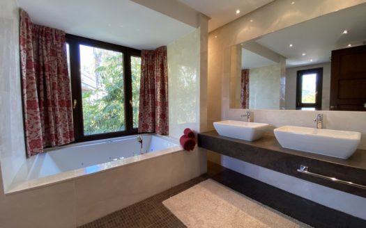 5 bedrooms Villa in Milla de Oro