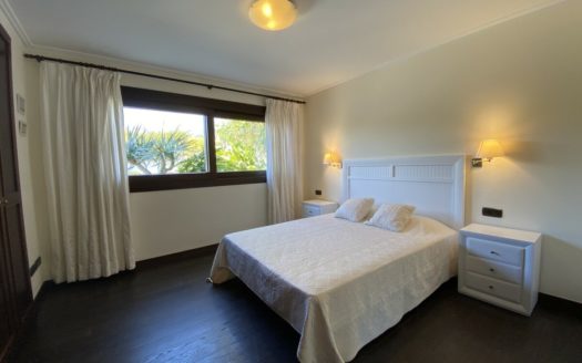 5 bedrooms Villa in Milla de Oro