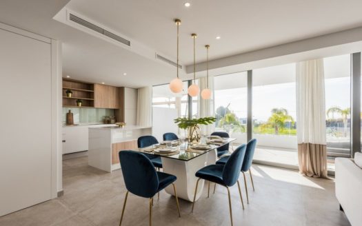 Ático de 2 dormitorios en Cancelada