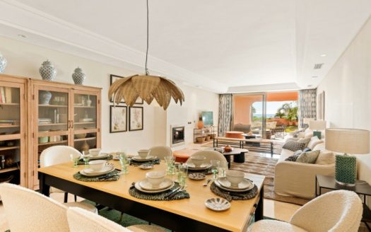 2 bedrooms Apartment in Bahia de Marbella