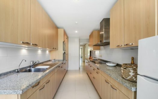 3 bedrooms Apartment in Nueva Andalucia