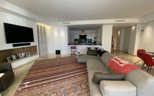 3 bedrooms Apartment in Milla de Oro