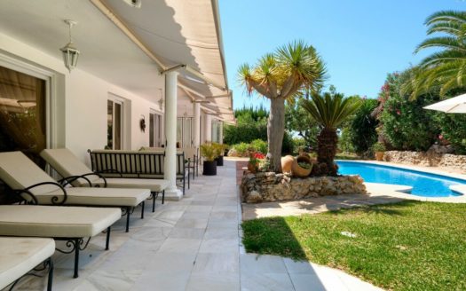 Villa de 3 dormitorios en Milla de Oro