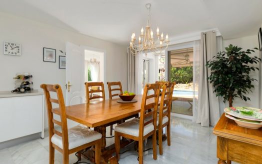 Villa de 3 dormitorios en Milla de Oro