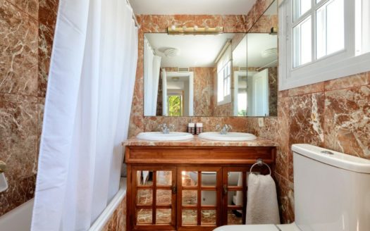 Villa de 3 dormitorios en Milla de Oro