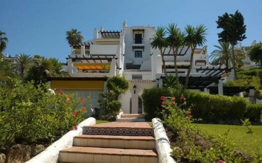 2 bedrooms Apartment in Nueva Andalucia