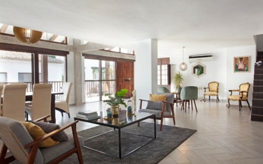 Ático de 2 dormitorios en Benahavis