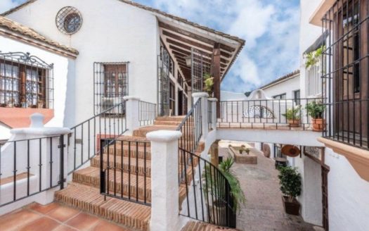 Ático de 2 dormitorios en Benahavis