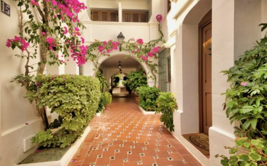 Adosado de 2 dormitorios en Nueva Milla de Oro