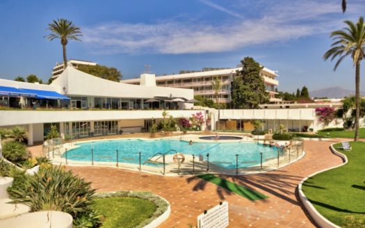 Adosado de 2 dormitorios en Nueva Milla de Oro