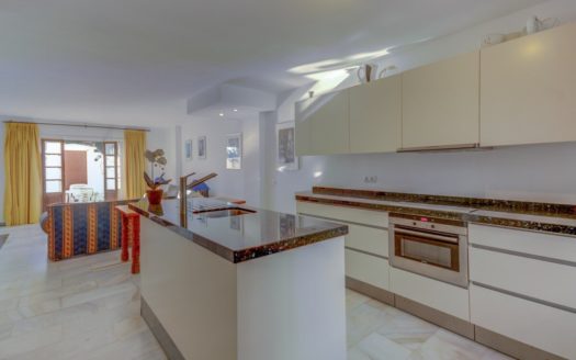 Adosado de 2 dormitorios en Nueva Milla de Oro