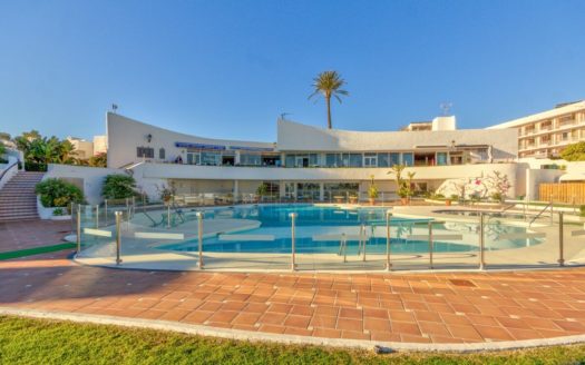 Adosado de 2 dormitorios en Nueva Milla de Oro