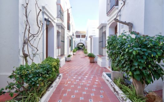 Adosado de 2 dormitorios en Nueva Milla de Oro