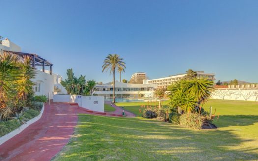 Adosado de 2 dormitorios en Nueva Milla de Oro