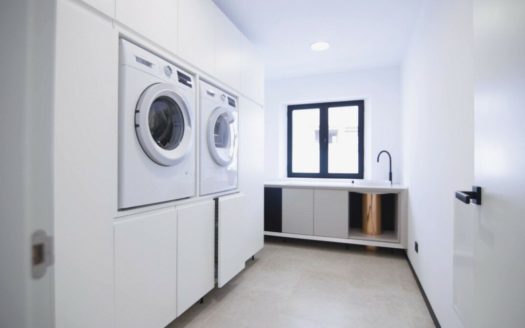 Villa de 5 dormitorios en Nueva Milla de Oro