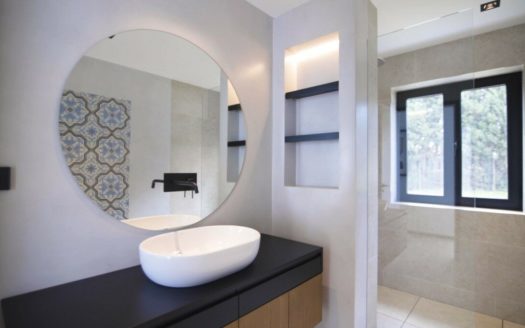 Villa de 5 dormitorios en Nueva Milla de Oro