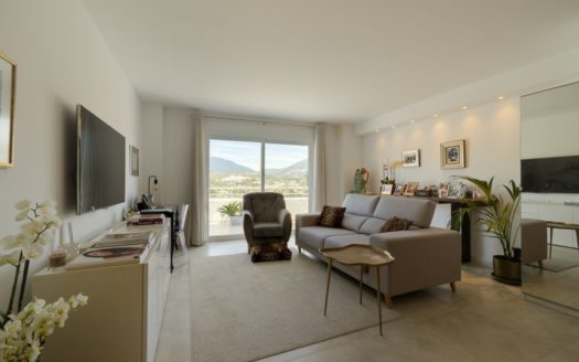 3 bedrooms Apartment in Nueva Andalucia
