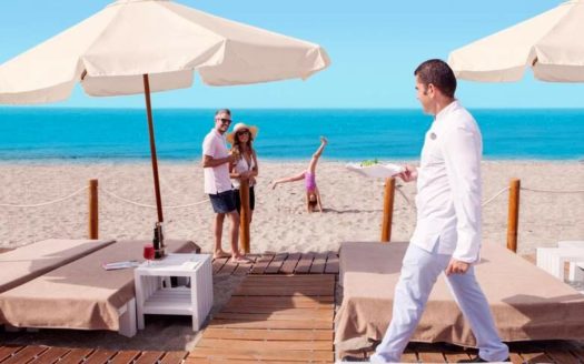 Villa de 4 dormitorios en La Resina Golf