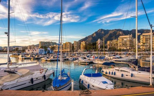 Villa de 4 dormitorios en La Resina Golf