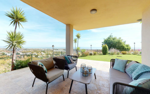 Apartamento de 3 dormitorios en Benahavis